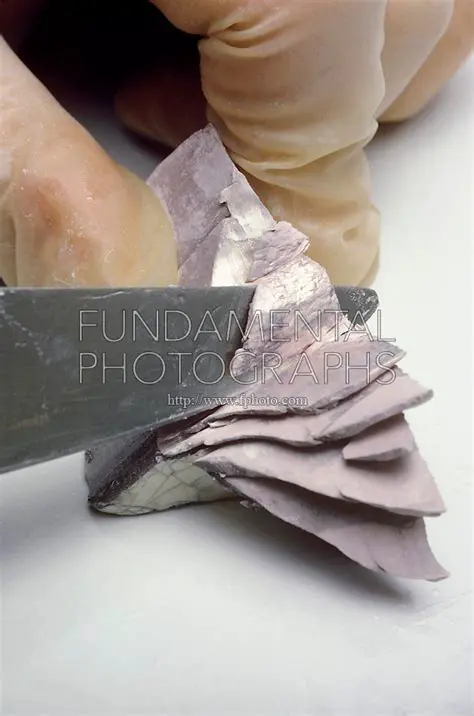 Cutting Sodium with a Knife