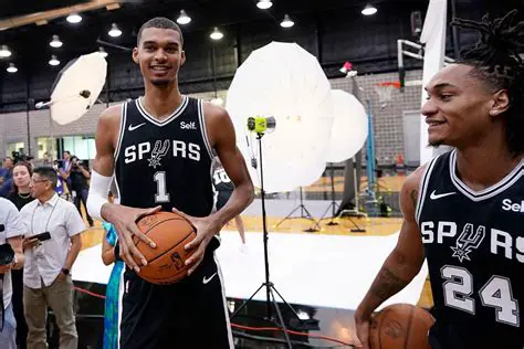 Devin Vassell: Ang Kinabukasan at Sandigan ng San Antonio Spurs