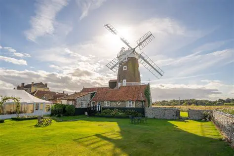 Exploring Norfolk: A Comprehensive Guide to History, Culture, and Coastal Charm