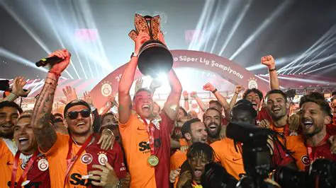 Galatasaray'ın Parlak Geleceği: Transfer Politikası, Şampiyonluk Hedefleri ve Taraftarın Beklentileri
