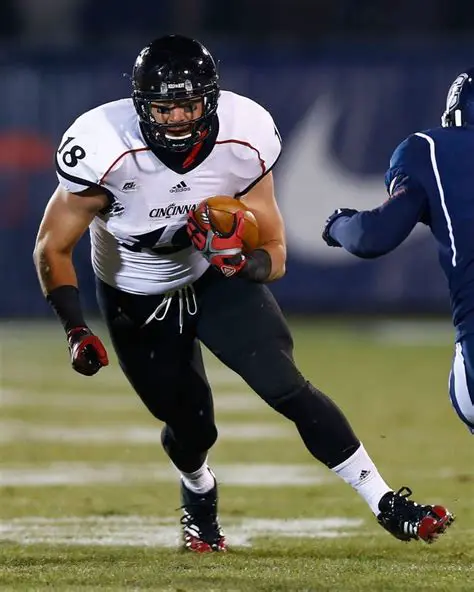 Did Jason Kelce Go to the University of Cincinnati? Unpacking the Cincinnati Connection