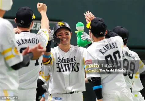 福岡ソフトバンクホークスの重鎮、中村晃：不屈の精神と輝かしい軌跡