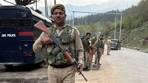 Breaking News: Latest Developments in the Pakistan Attack on India - Hindi Coverage