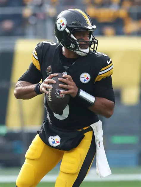 Russell Wilson: The Steelers' Contingency Plan If Rodgers Fails to Land in Pittsburgh