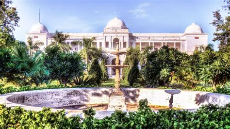 Saif Ali Khan's Pataudi House: A Glimpse into Royalty and its Location