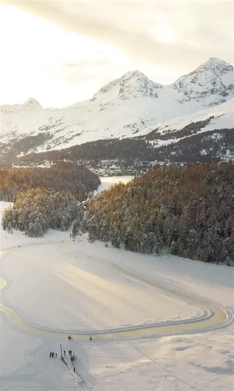 Smooth Curved Ice Trails and Physics