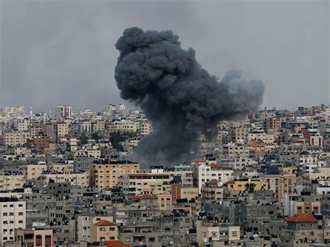 YouTube's Lens: Unpacking Latest News on Israeli War, Palestine, Lebanon, and Iran Today